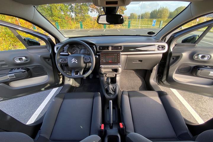 Grå Citroën C3 fra 2017