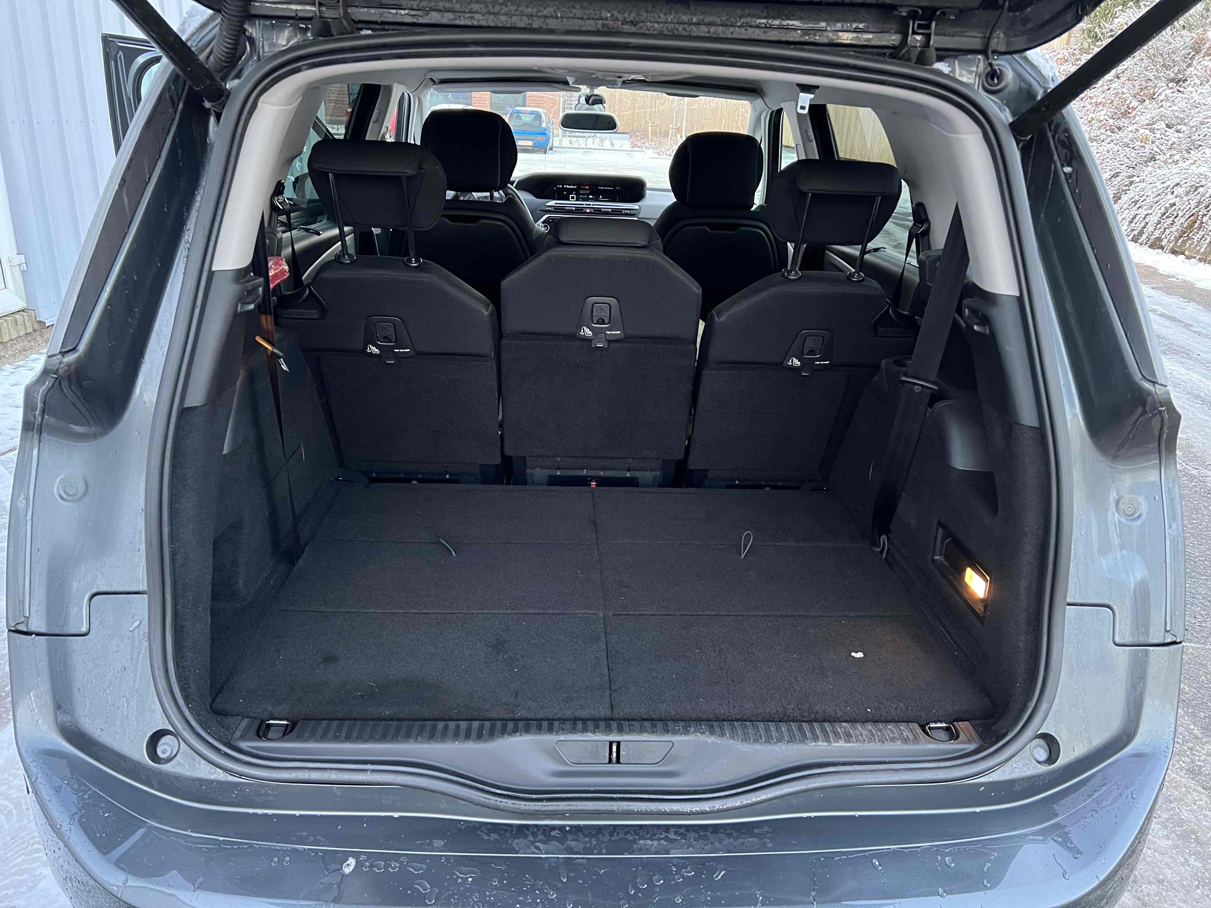 Grå Citroën Grand C4 Picasso fra 2015