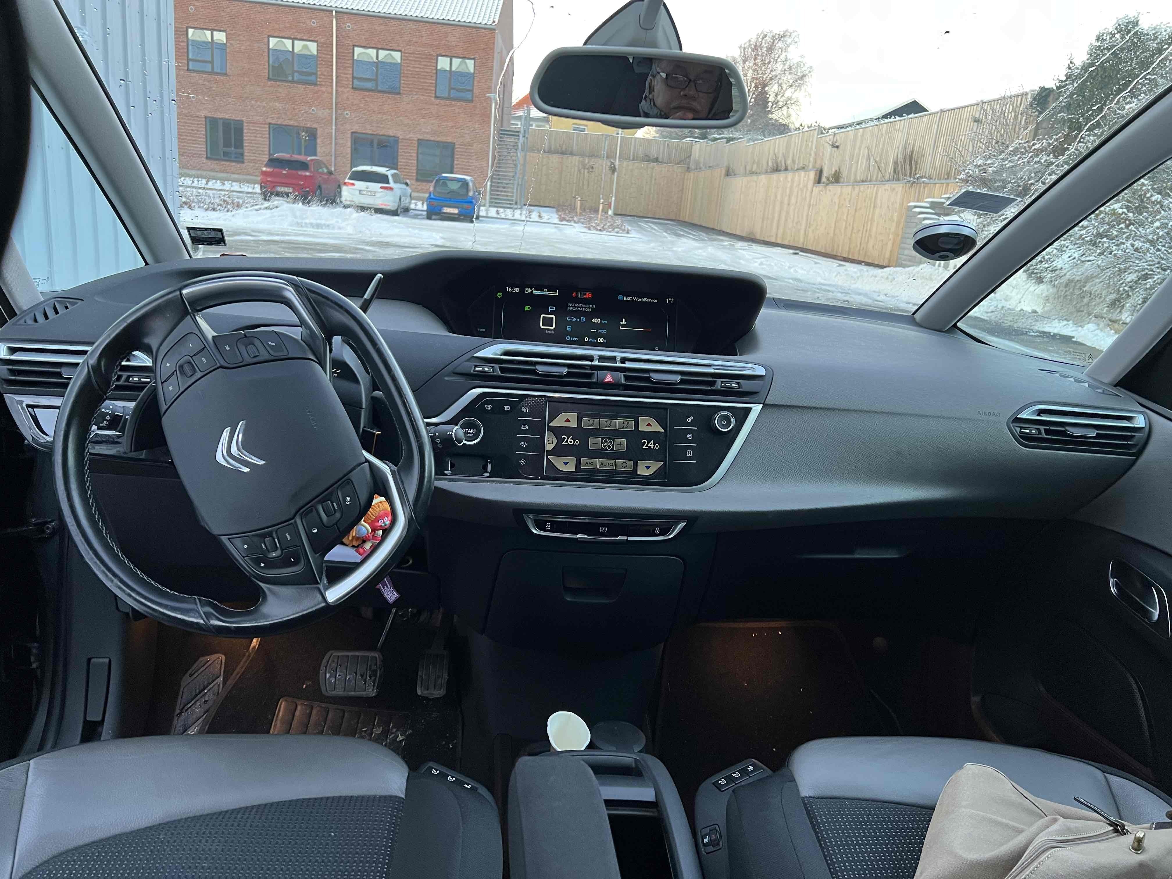 Grå Citroën Grand C4 Picasso fra 2015