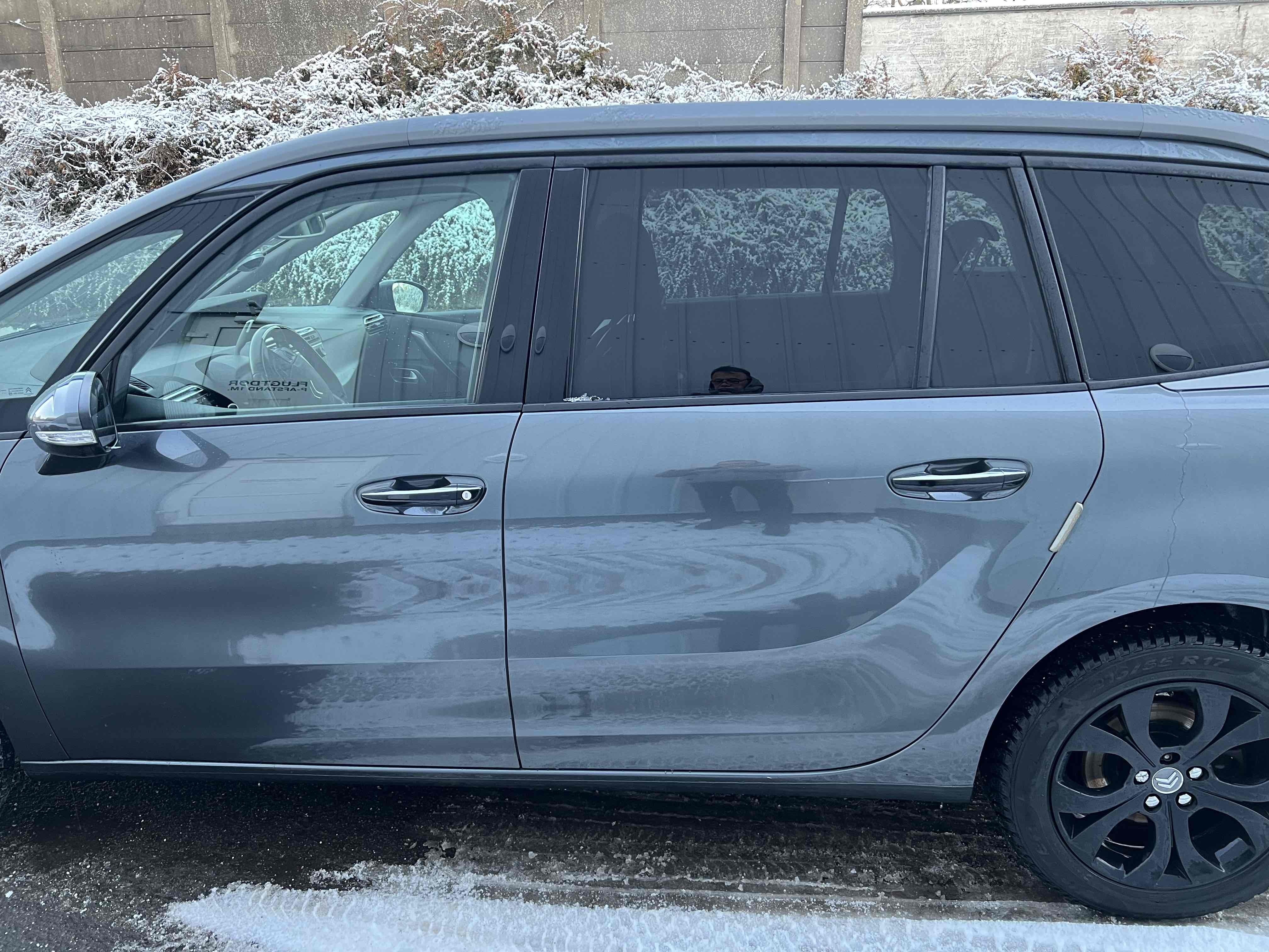 Grå Citroën Grand C4 Picasso fra 2015