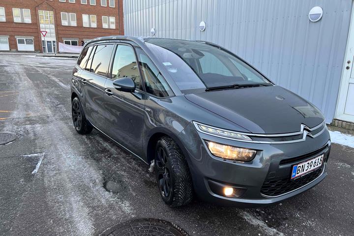 Grå Citroën Grand C4 Picasso fra 2015