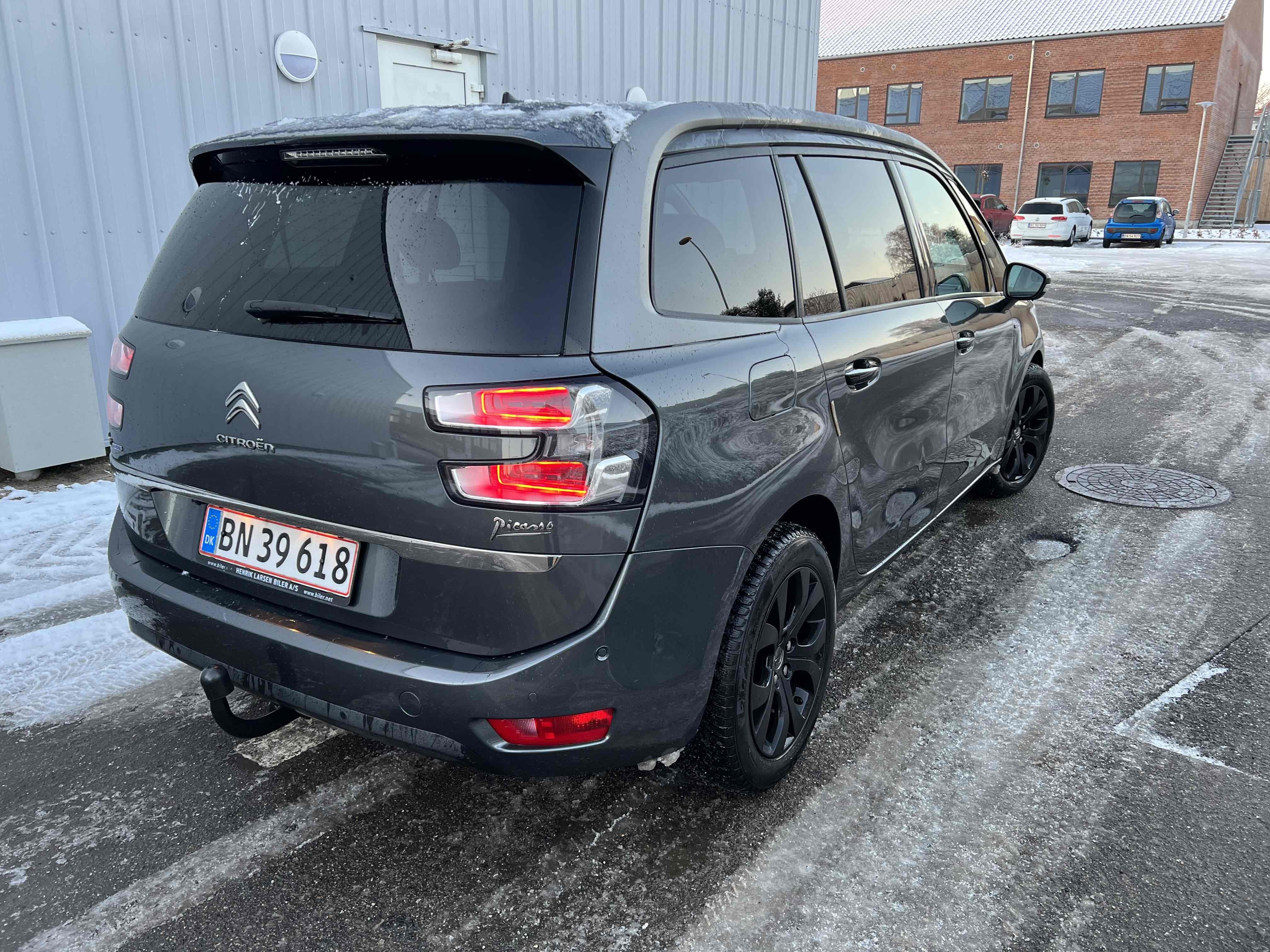 Grå Citroën Grand C4 Picasso fra 2015