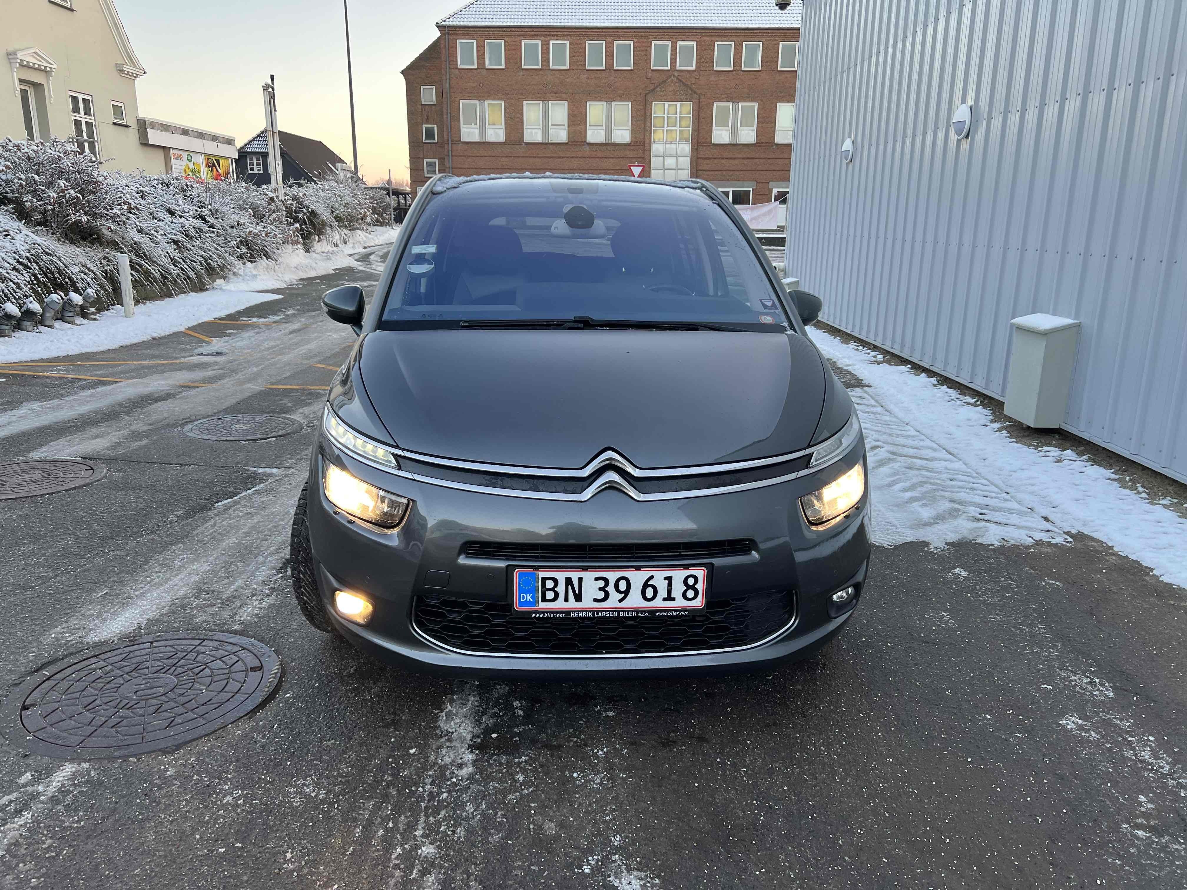 Grå Citroën Grand C4 Picasso fra 2015