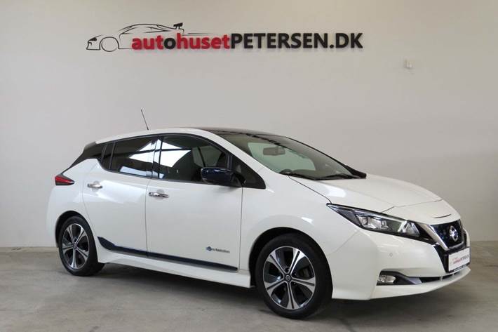 Hvid Nissan Leaf fra 2018