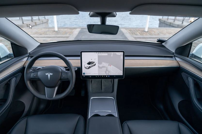 Tesla Model Y Long Range 2022