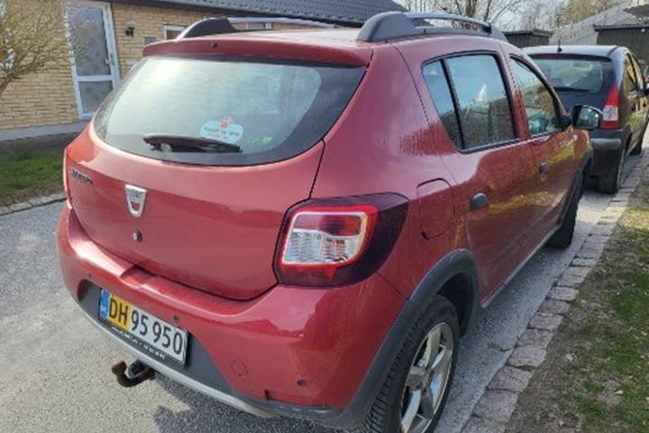 undefined Dacia Sandero Stepway fra 2014