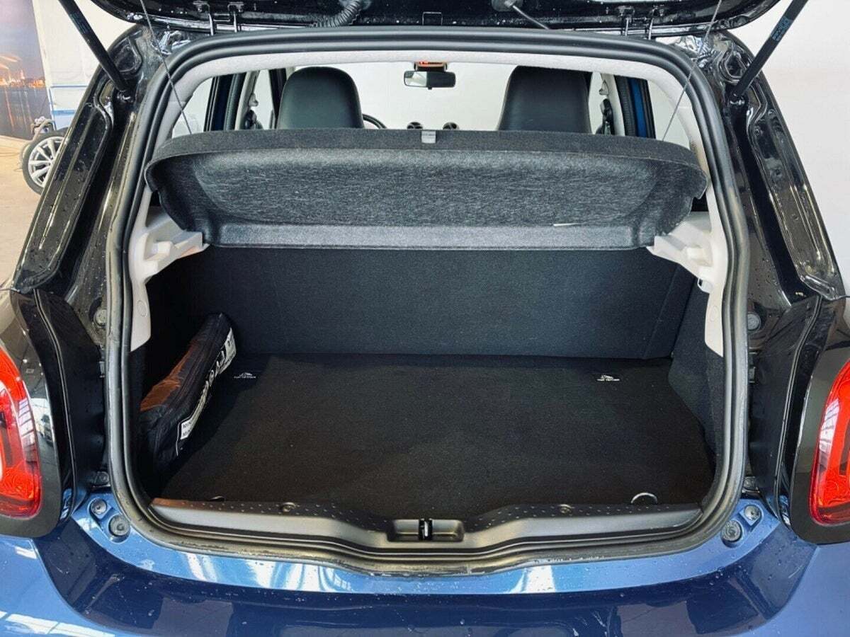 Blå Smart ForFour fra 2019