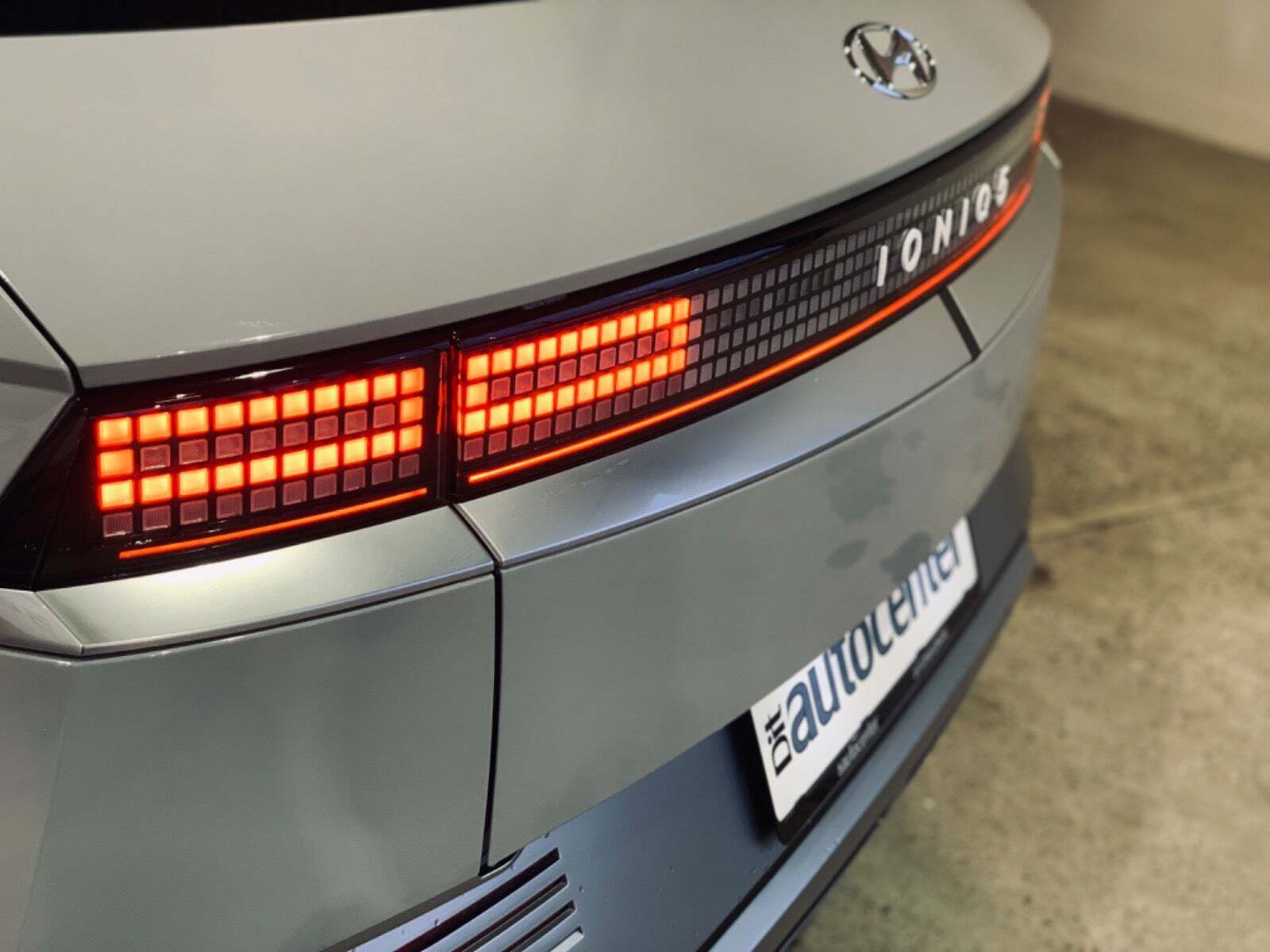 Grå Hyundai Ioniq 5 fra 2022