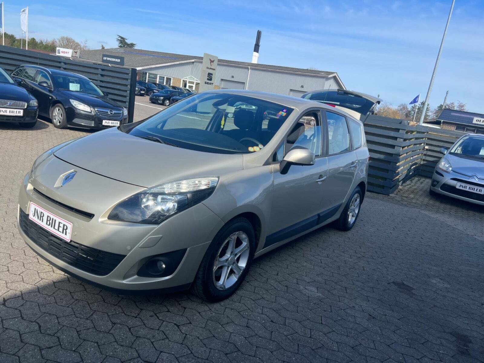 undefined Renault Grand Scenic III fra 2010 set udefra