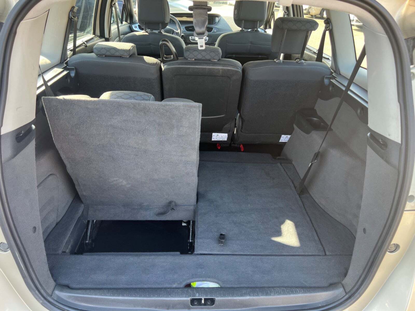 Renault Grand Scenic III 1,9 dCi 130 Dynamique 7prs