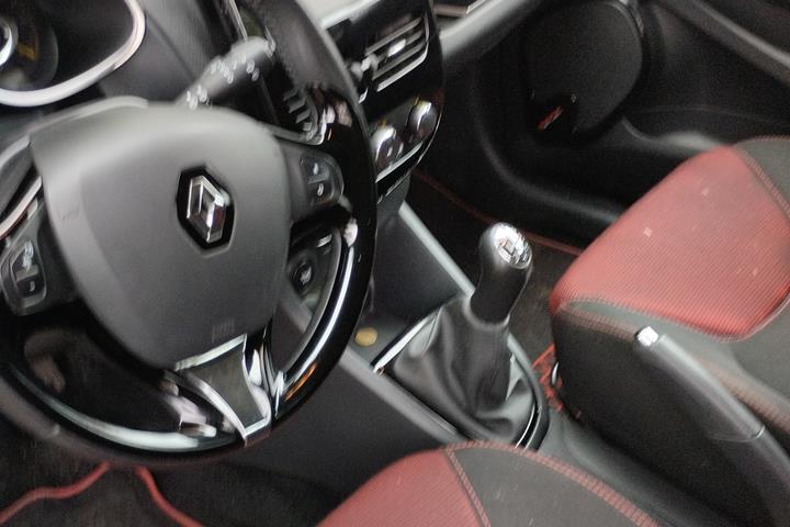 Sort Renault Ny Clio fra 2013