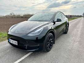 Tesla Model Y LONG RANGE 20”