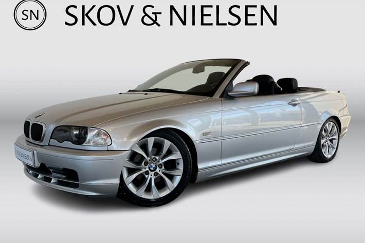 Grå BMW 318Ci fra 2004