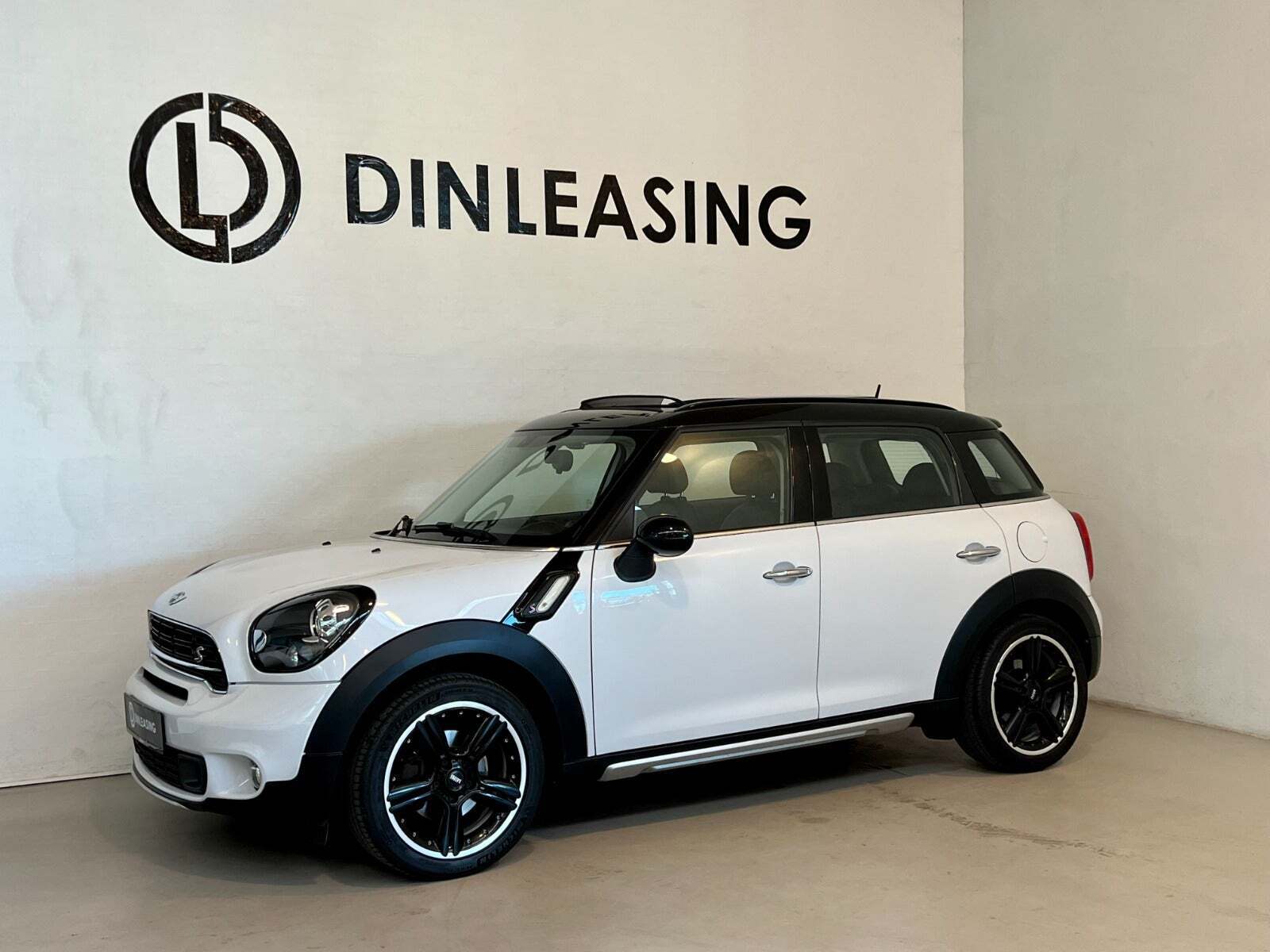 Hvid Mini Countryman Cooper SD fra 2014
