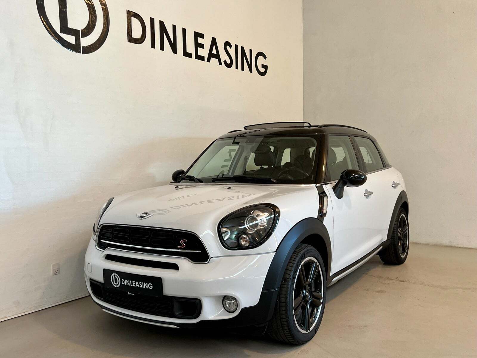 Hvid Mini Countryman Cooper SD fra 2014