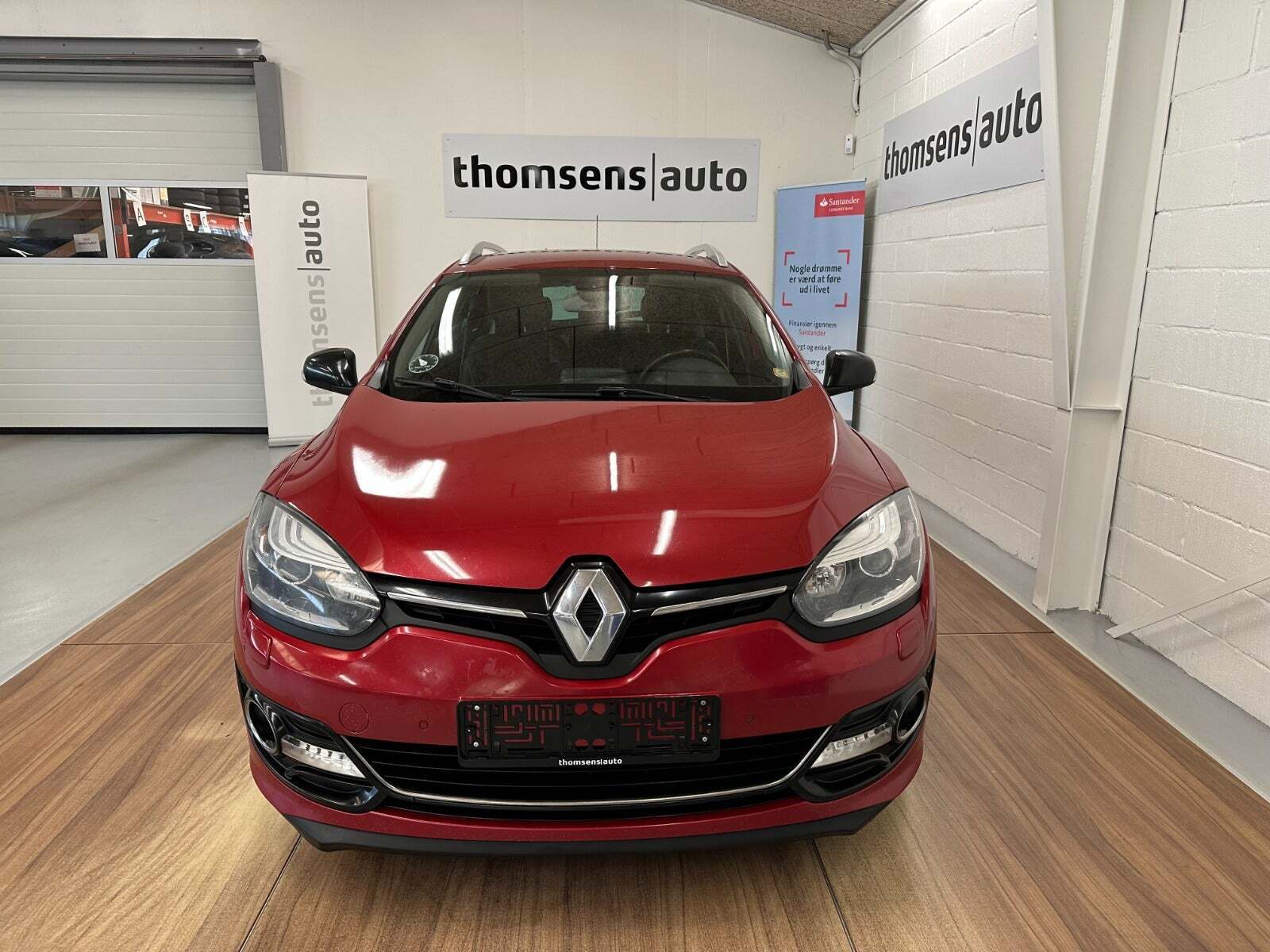 Rød Renault Megane III fra 2014
