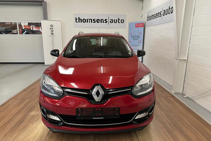 Rød Renault Megane III fra 2014