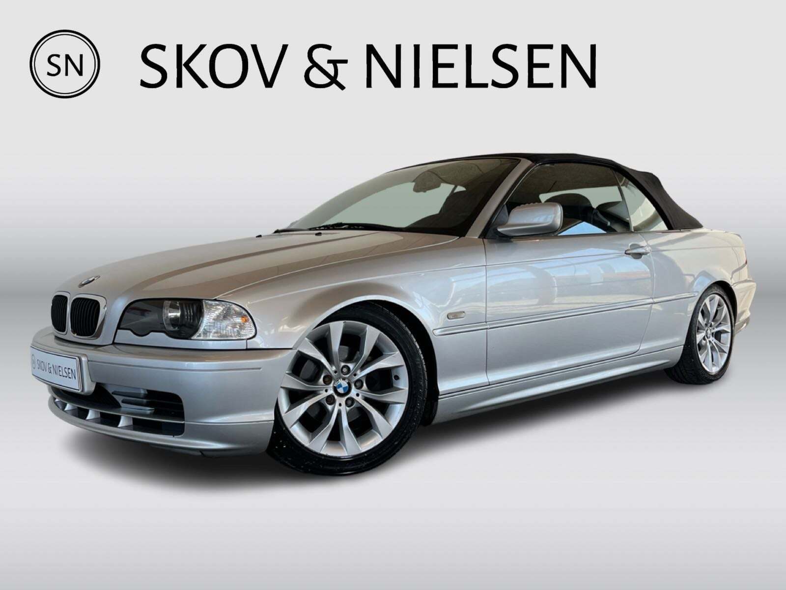 Grå BMW 318Ci fra 2004