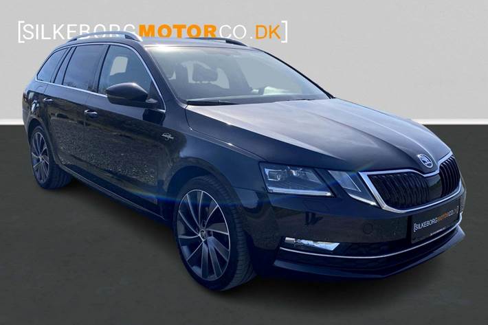 Sort Skoda Octavia fra 2018