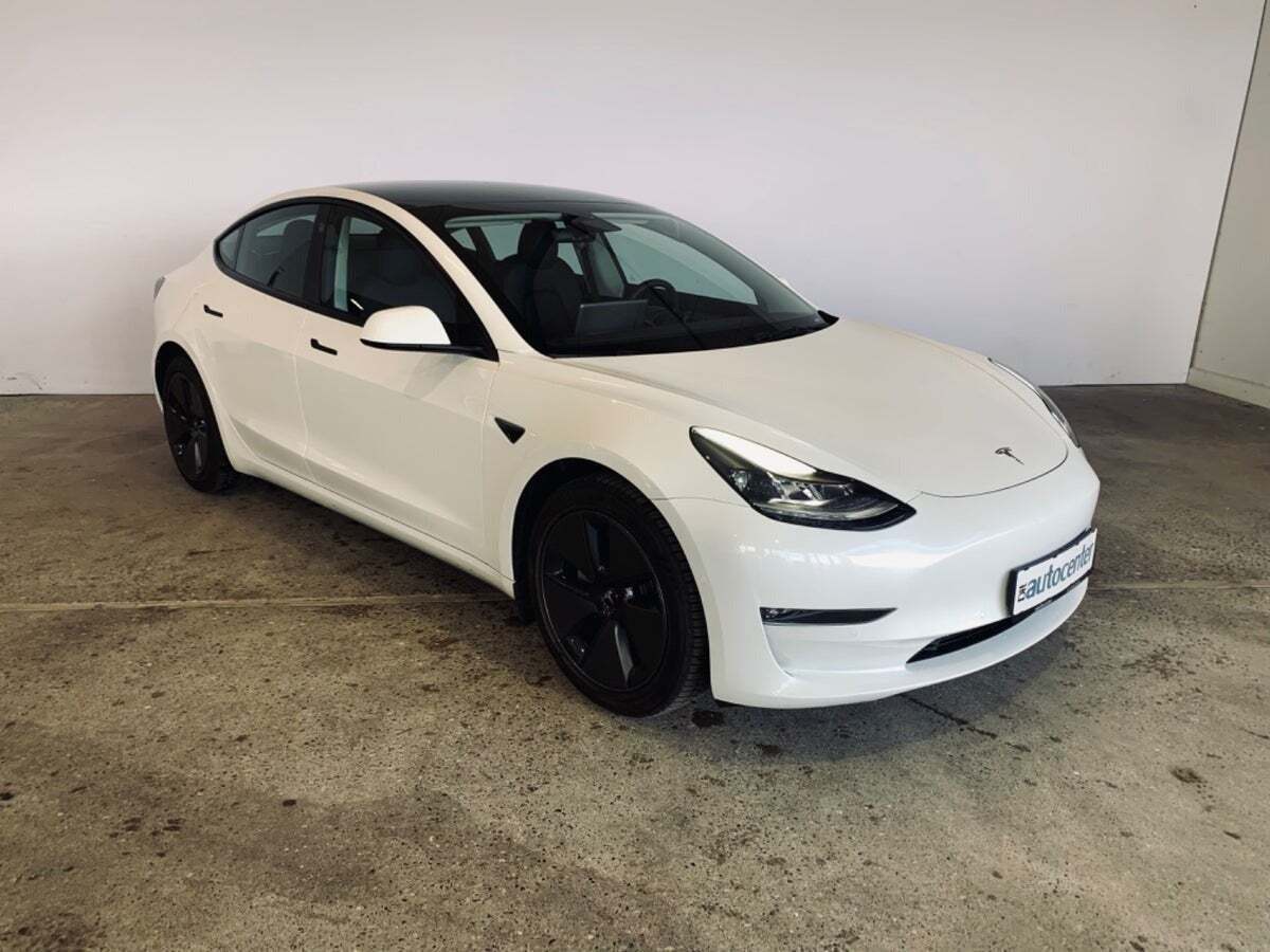 Guide til Tesla Model 3 (Årgang 02/2022 - 09/2023)