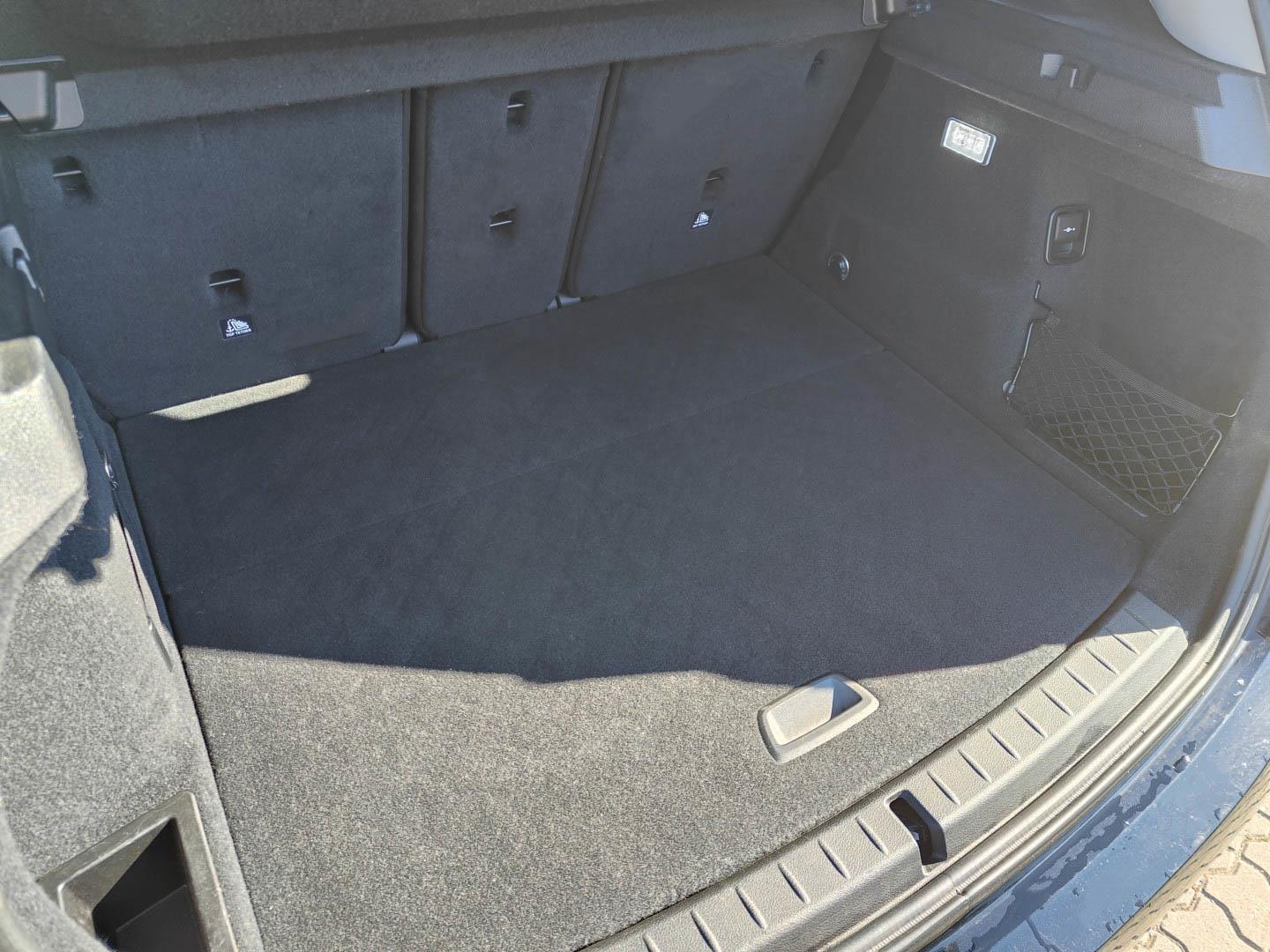 Sort BMW 218d fra 2016