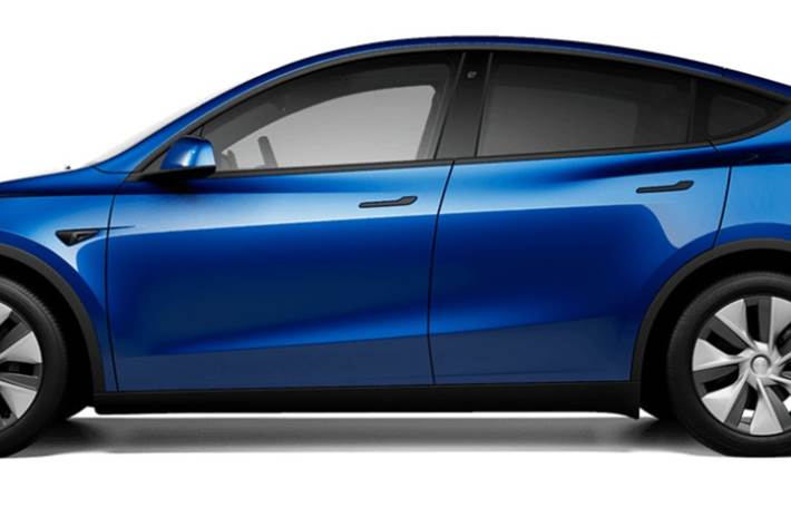 Blå Tesla Model Y fra 2022