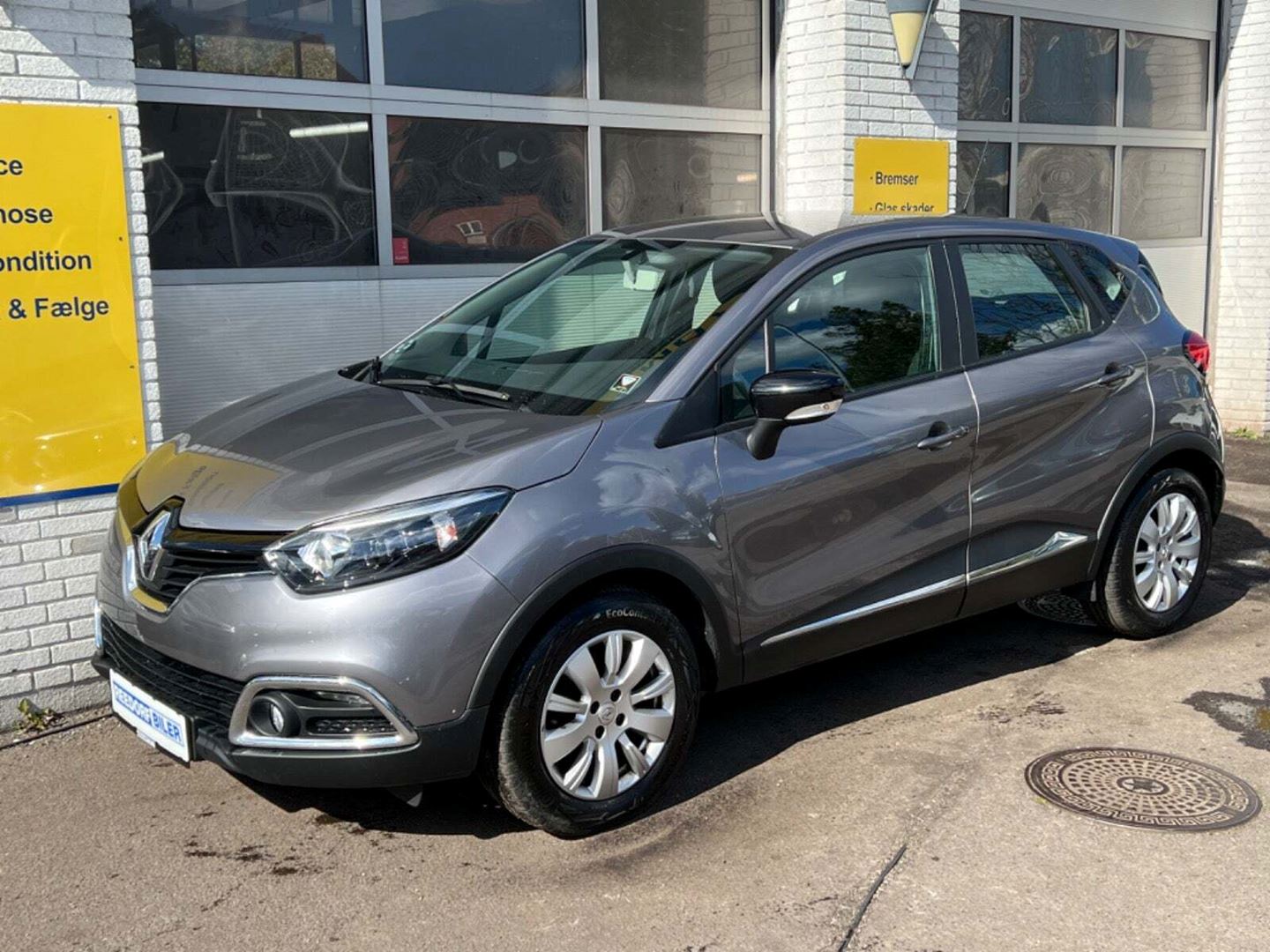 I fare trappe edderkop Renault Captur 0,9 TCe 90 Expression - 84.900 kr