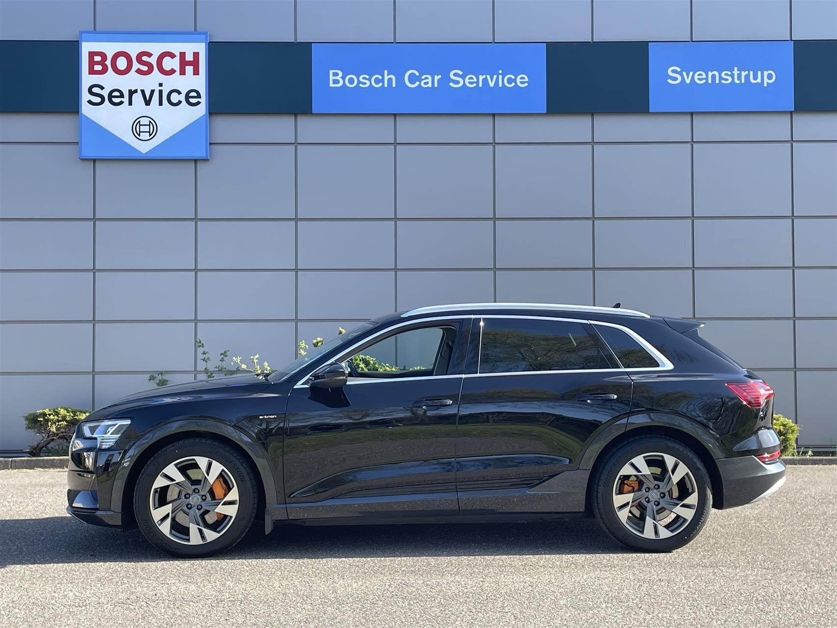 Sort Audi e-tron fra 2020