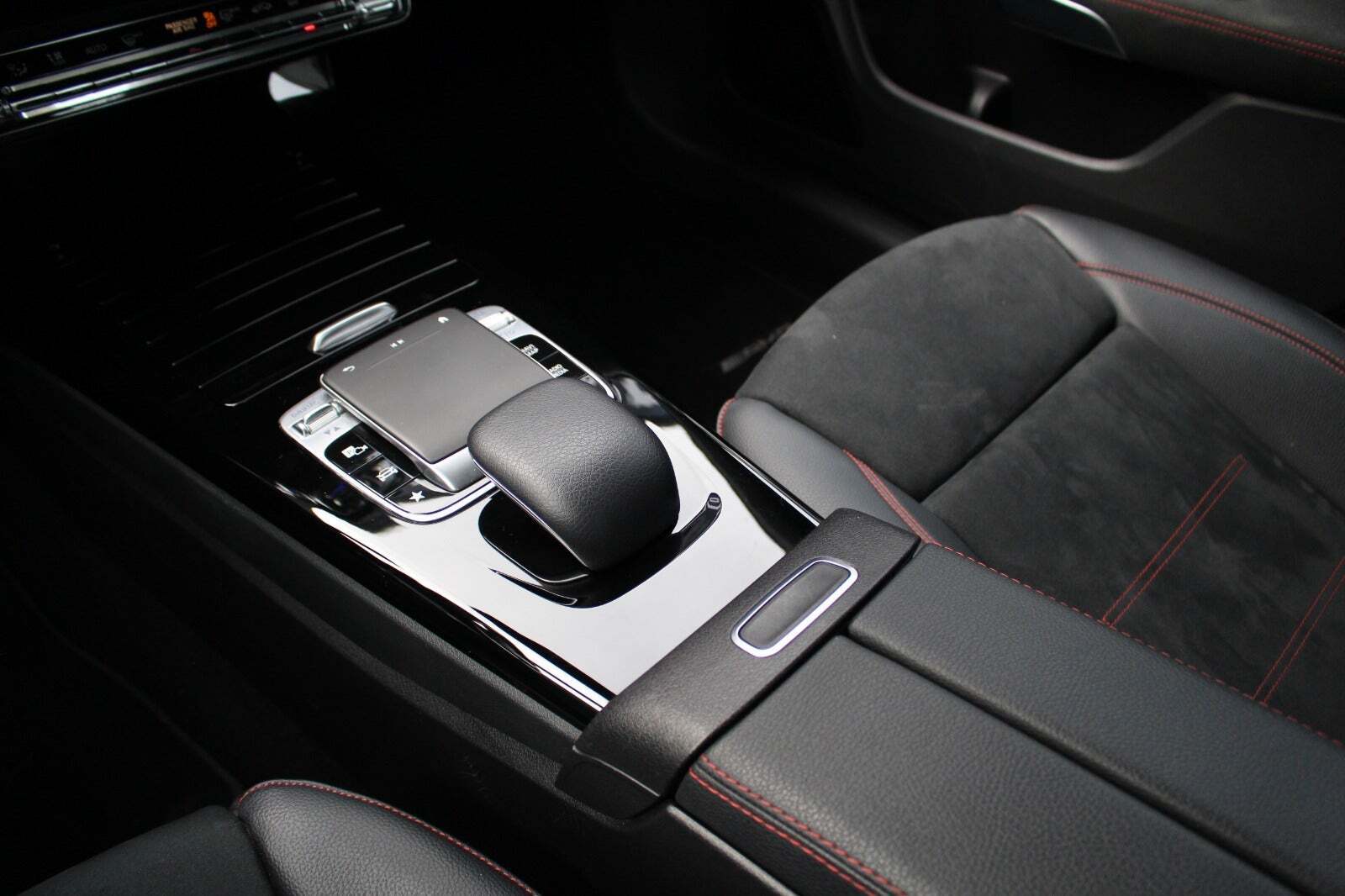 Mercedes CLA250