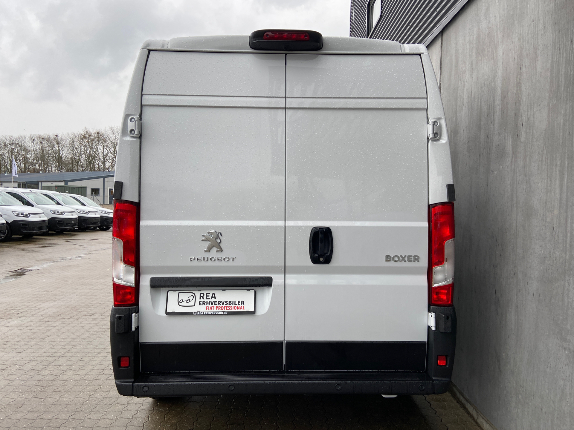 Peugeot Boxer 2,2 333 L3H2 BlueHDi Premium 140HK Van 6g