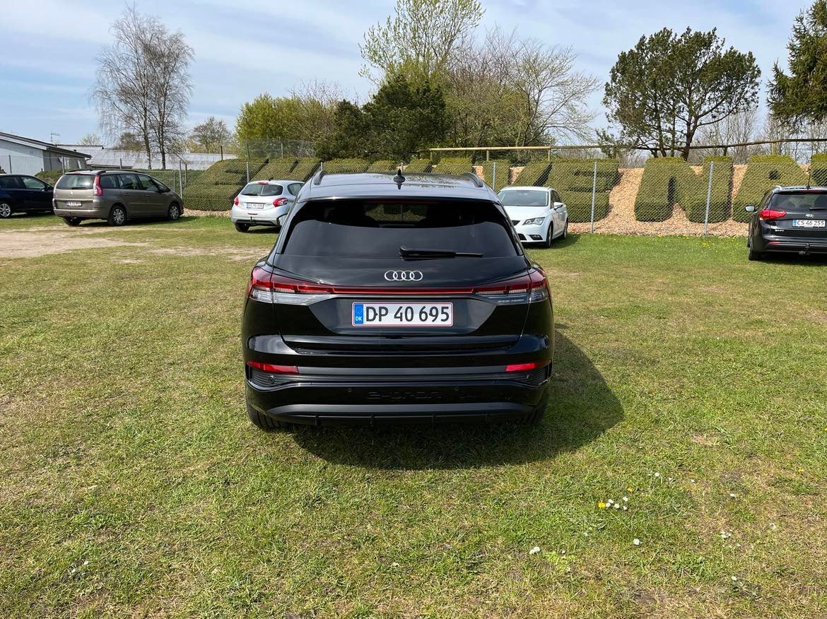Sort Audi Q4 e-tron fra 2022