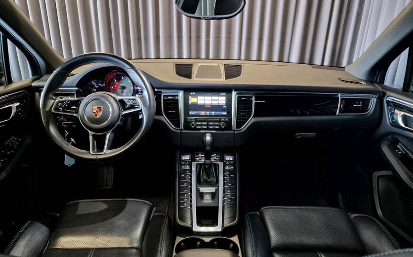 Porsche Macan S