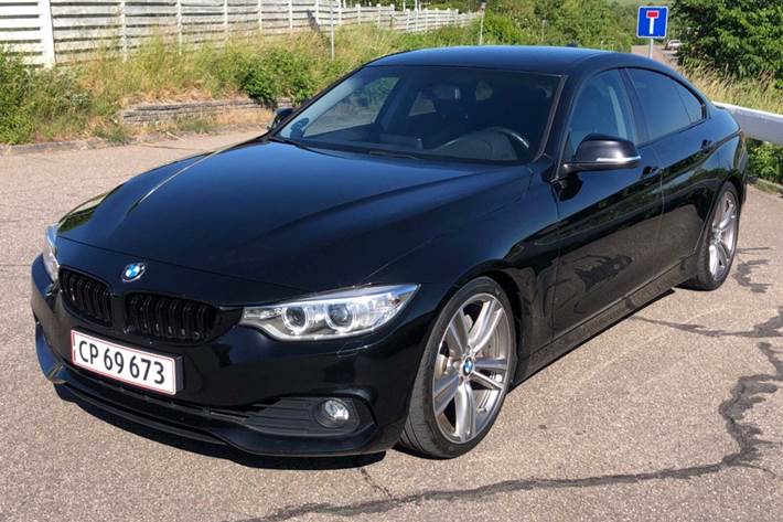Grå BMW 435i fra 2015