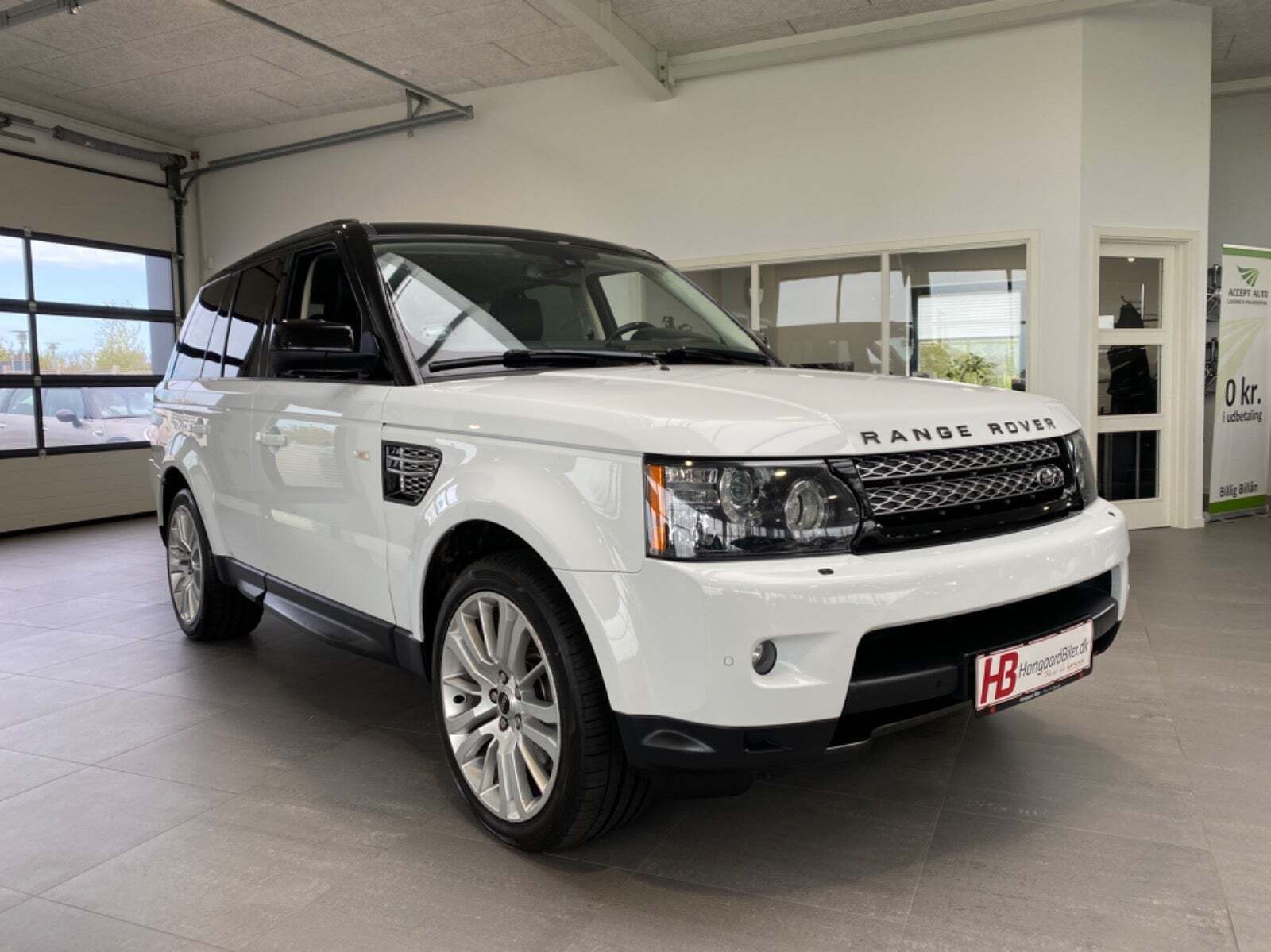 Grå Land Rover Range Rover sport fra 2012