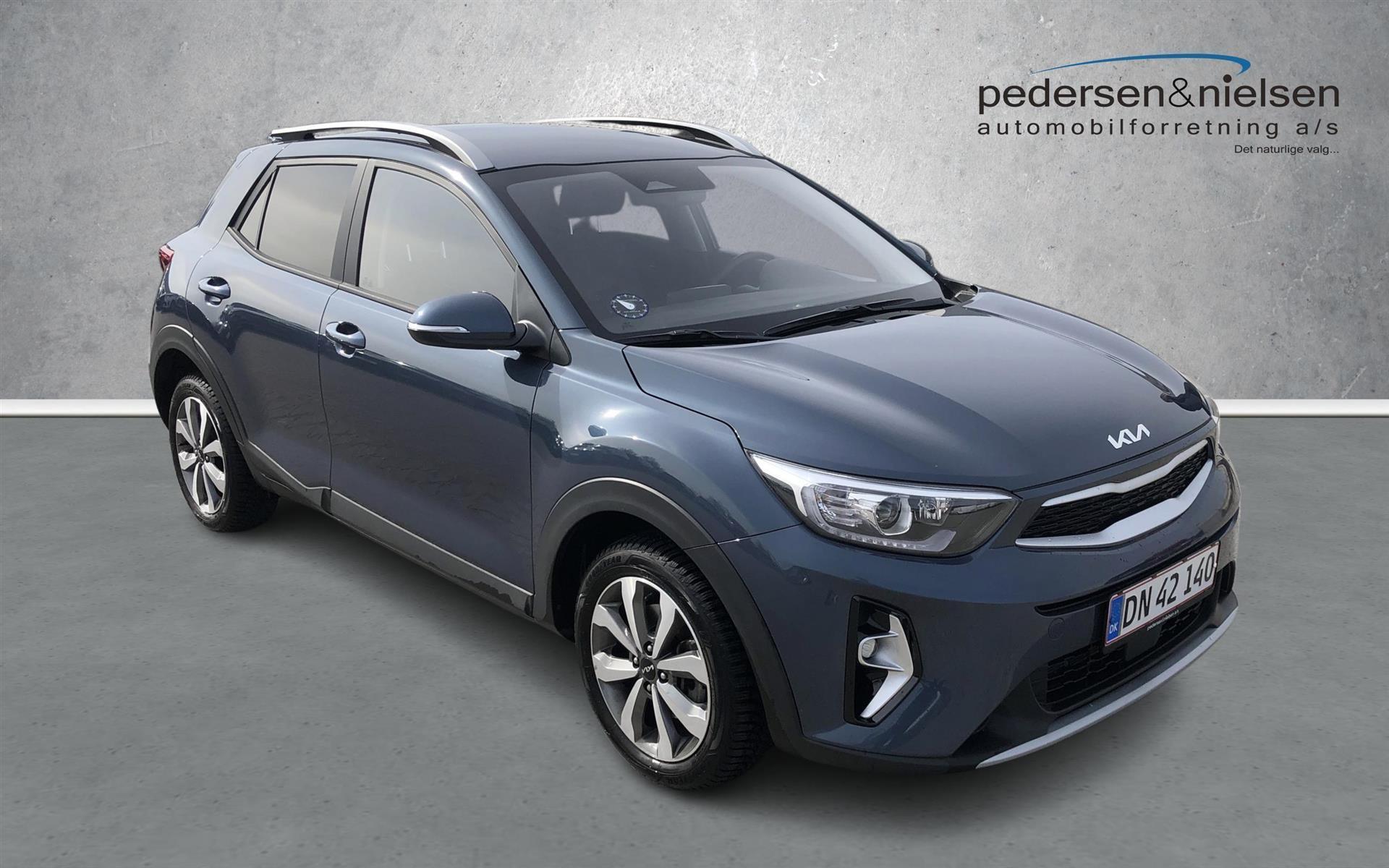 Blå Kia Stonic fra 2022