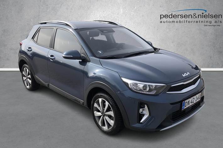 Blå Kia Stonic fra 2022