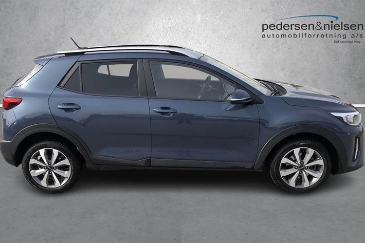 Blå Kia Stonic fra 2022