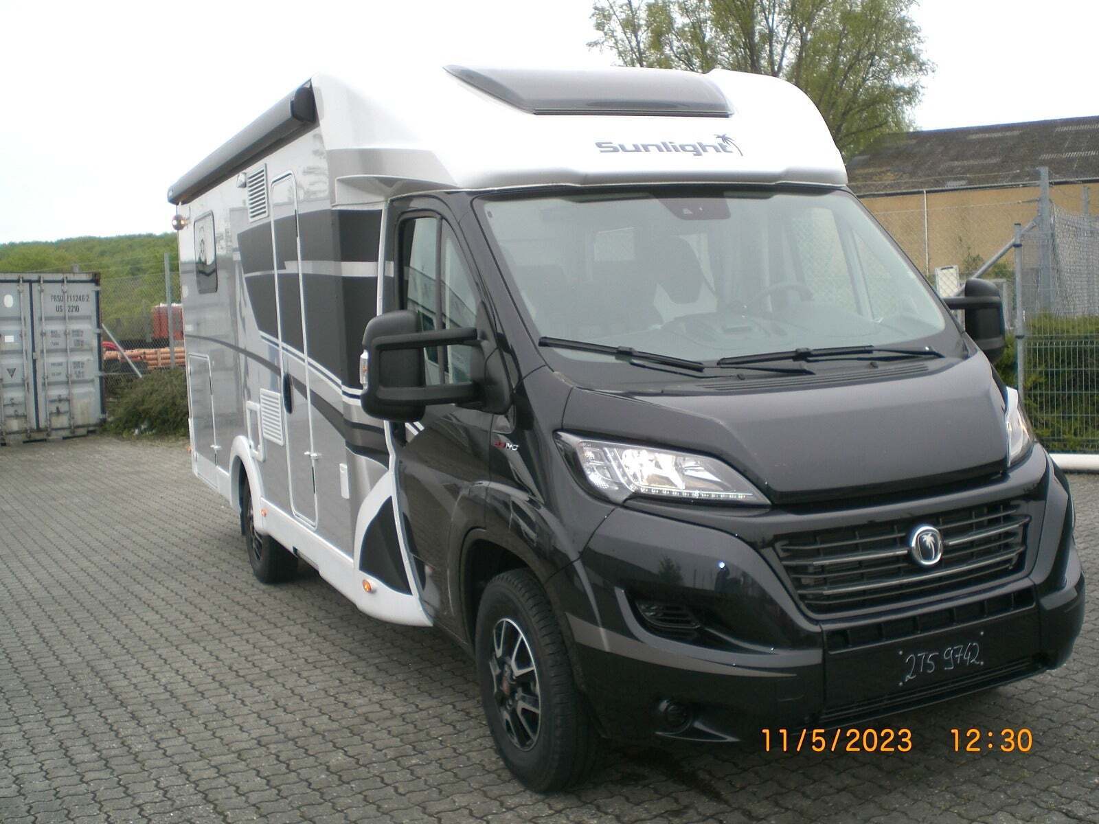 Sort Fiat Sunlight fra 2022