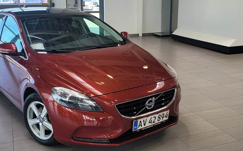 Volvo V40 1,6 MV84
