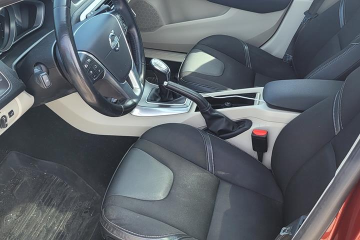 undefined Volvo V40 fra 2012