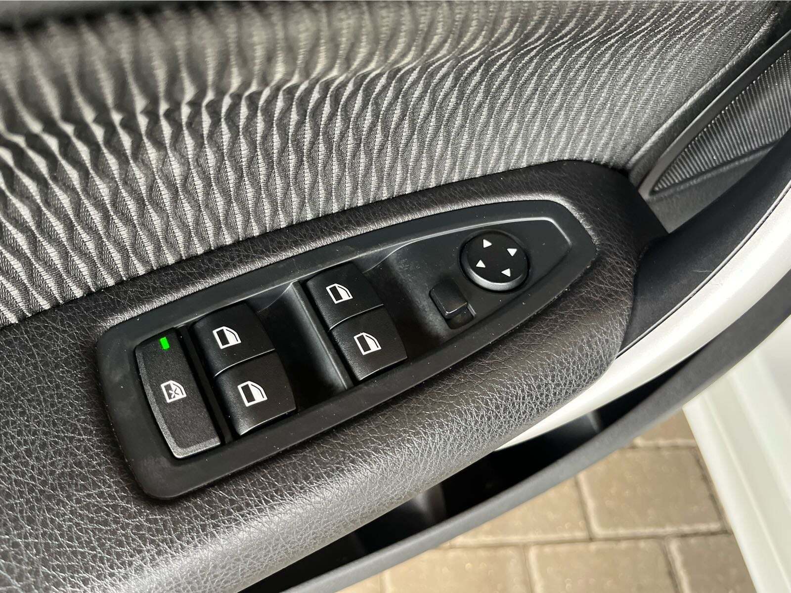 Hvid BMW 118d fra 2014