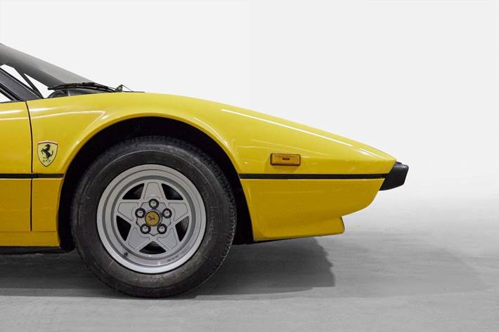 Gul Ferrari 308 fra 1981