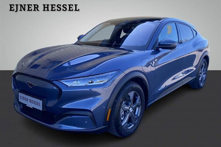 Blå Ford Mustang Mach-E fra 2021