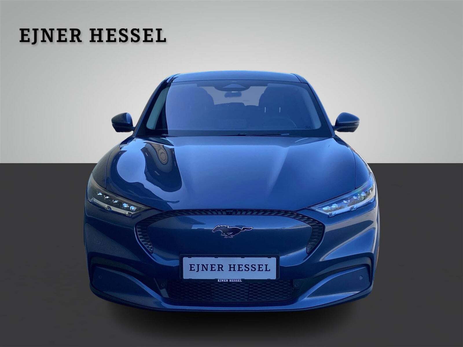Blå Ford Mustang Mach-E fra 2021