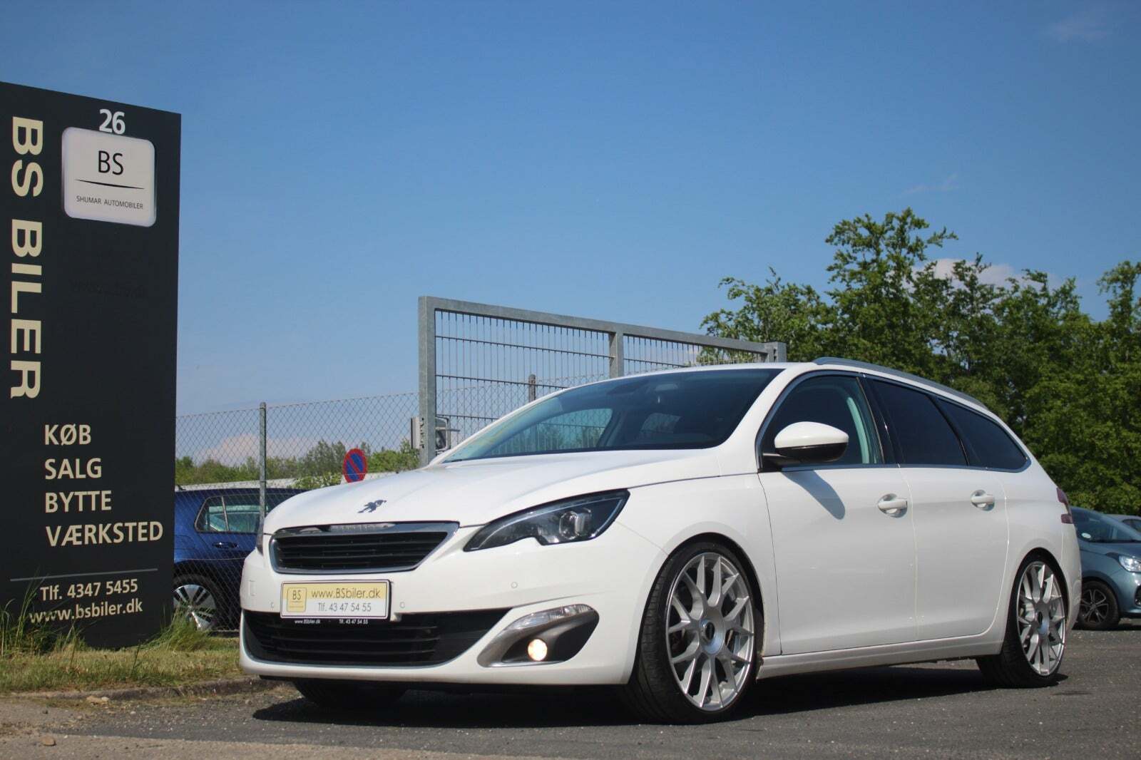 Hvid Peugeot 308 fra 2016