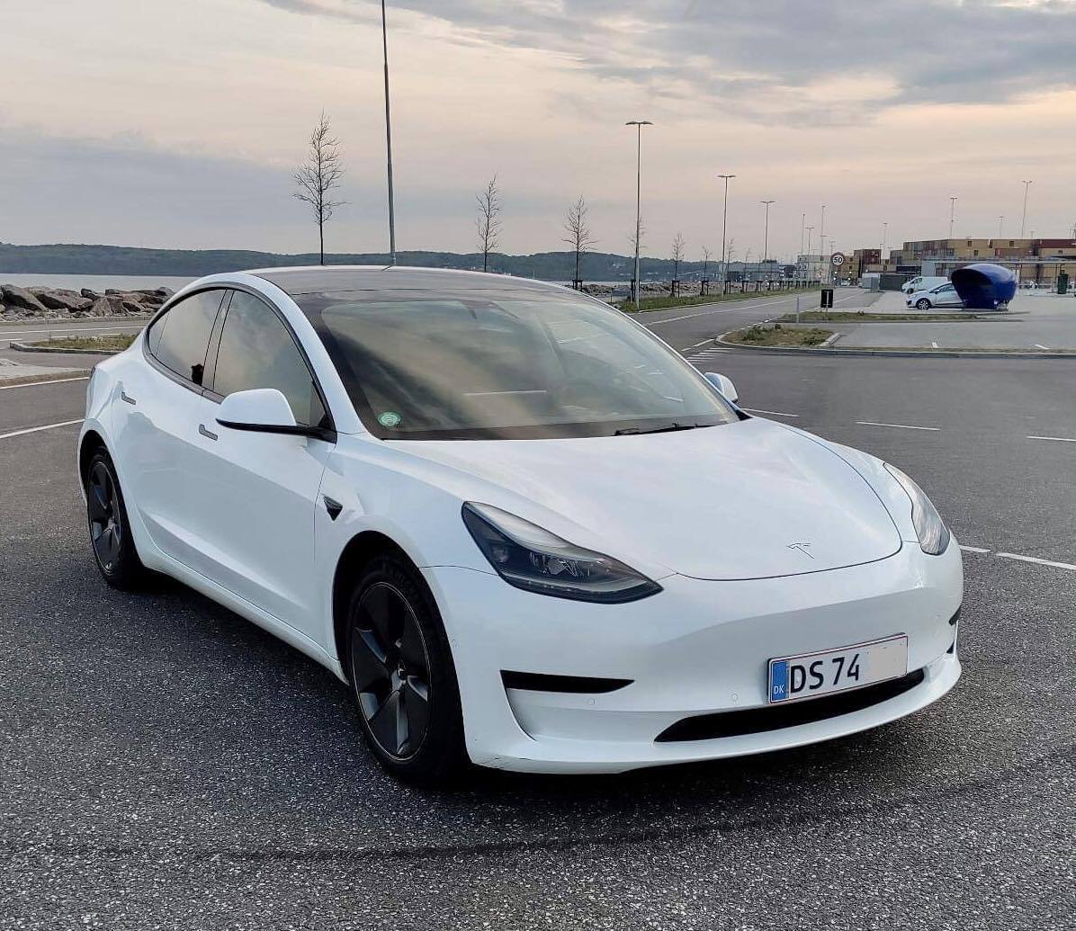 Tesla Model 3 239kW