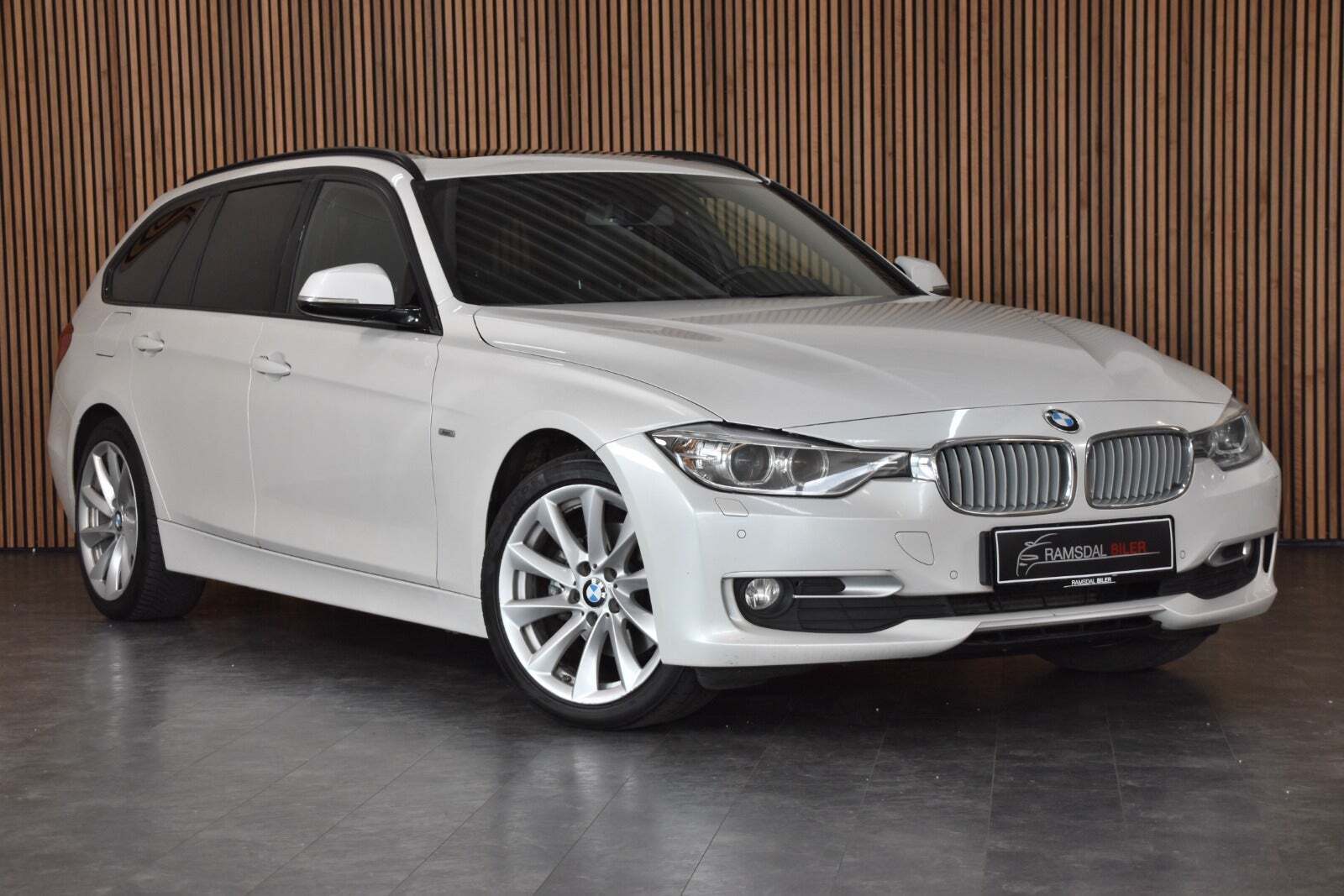 Hvid BMW 320d fra 2015