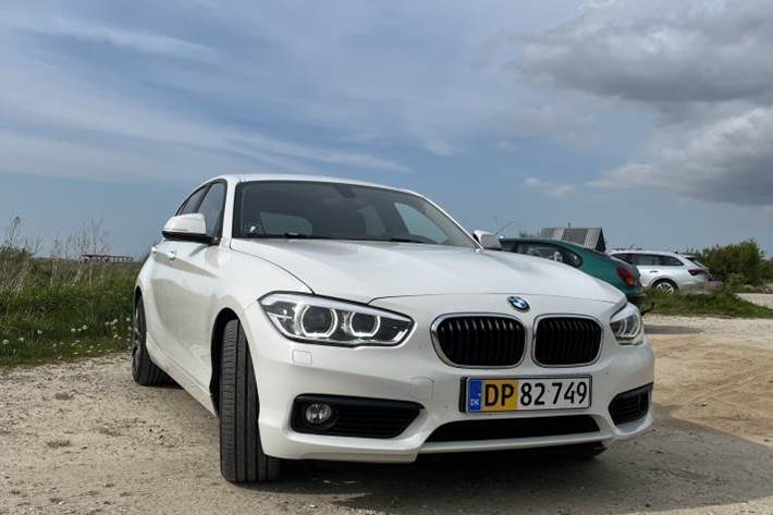 Hvid BMW 1-Serie fra 2015