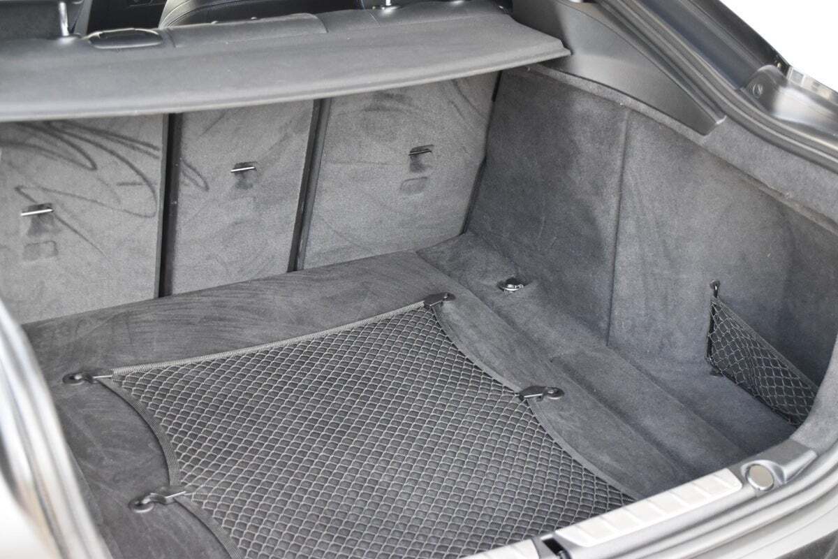 Grå BMW 420i fra 2018