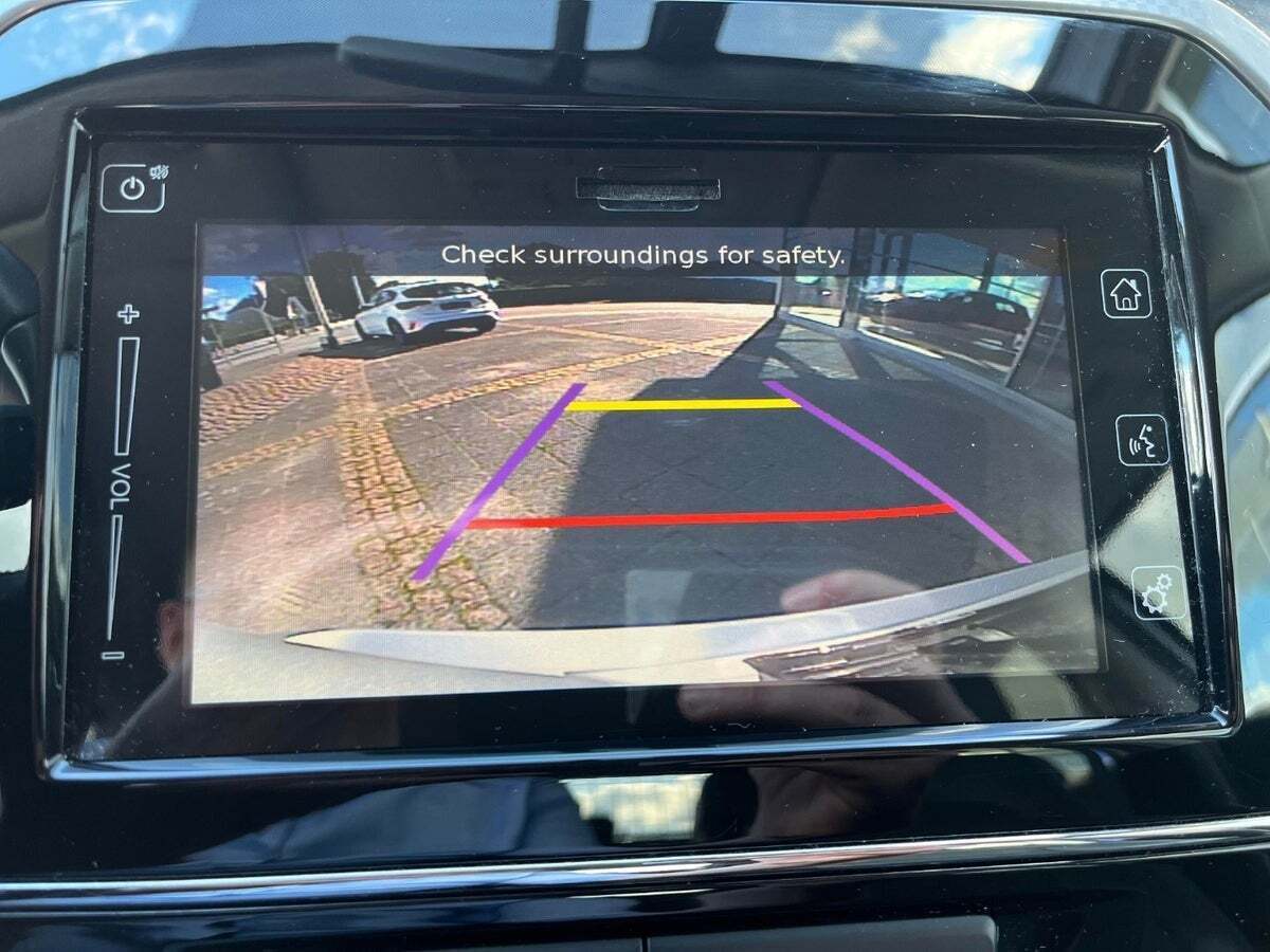 Grøn Suzuki Vitara fra 2015